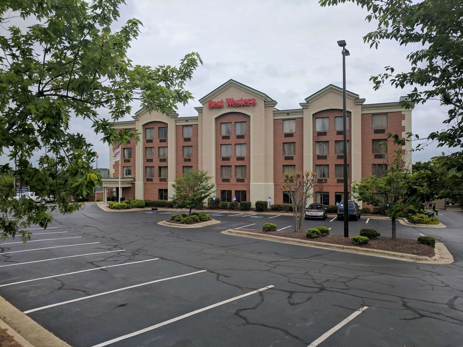 Готель Clarion Pointe Greensboro Airport Екстер'єр фото